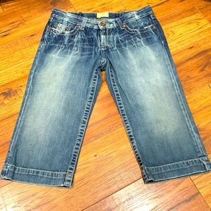 💜 BKE Capri Pants